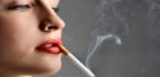 Phụ nữ mắc bệnh ung thư phổi do thuốc lá?